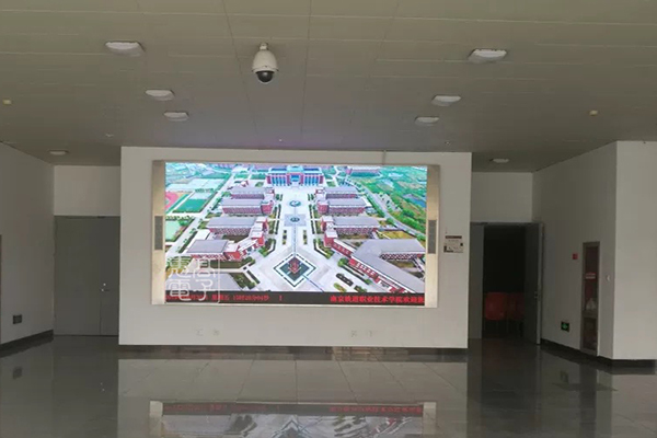 加油世博LED显示屏——南京旅游咨询服务中心之五角场服务窗口